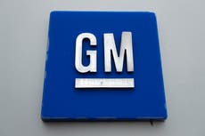 Workers at General Motors joint venture battery plant in Tennessee unionize and will get pay raise