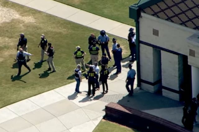 <p>Los estudiantes fueron evacuados durante un tiroteo en la preparatoria Apalachee de Georgia el 4 de septiembre </p>