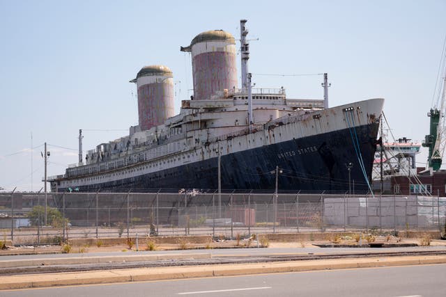 <p>Historic Ship Rent Dispute</p>