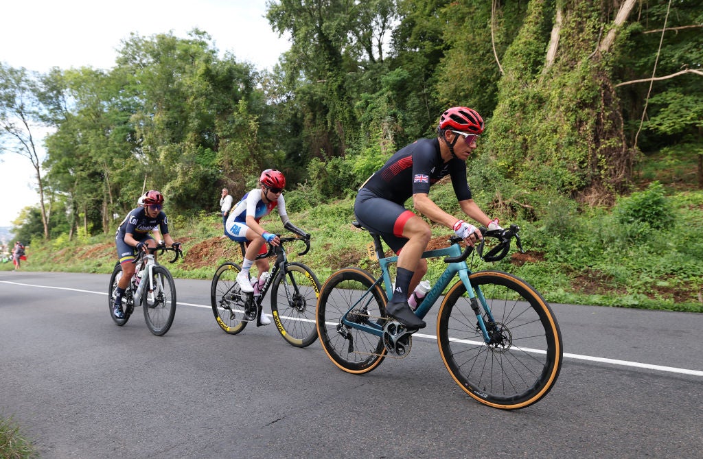 Storey, Gaugain, and Colombia’s Paula Andrea Ossa Veloza were all in the breakaway