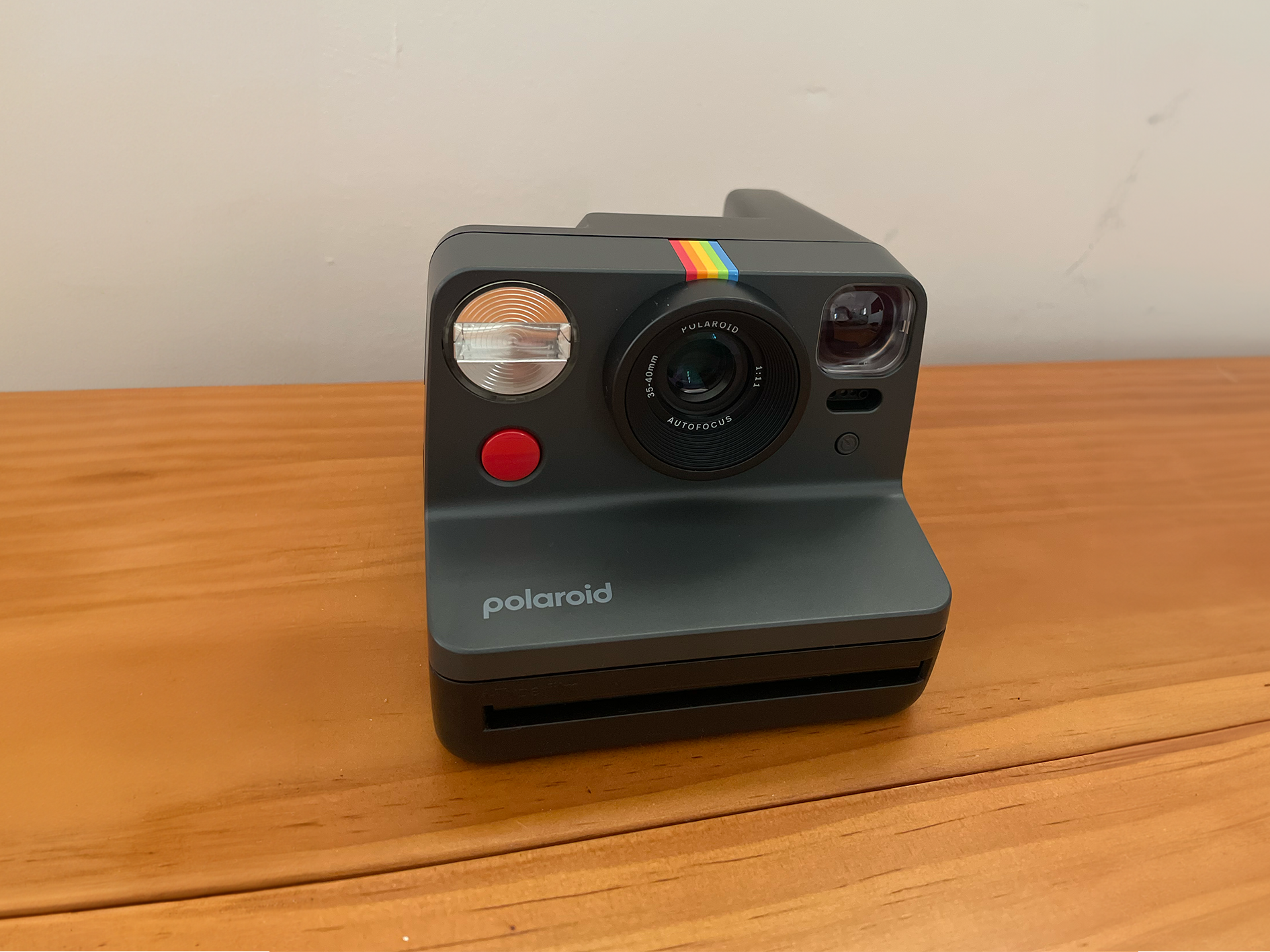 polaroid now, best instant cameras