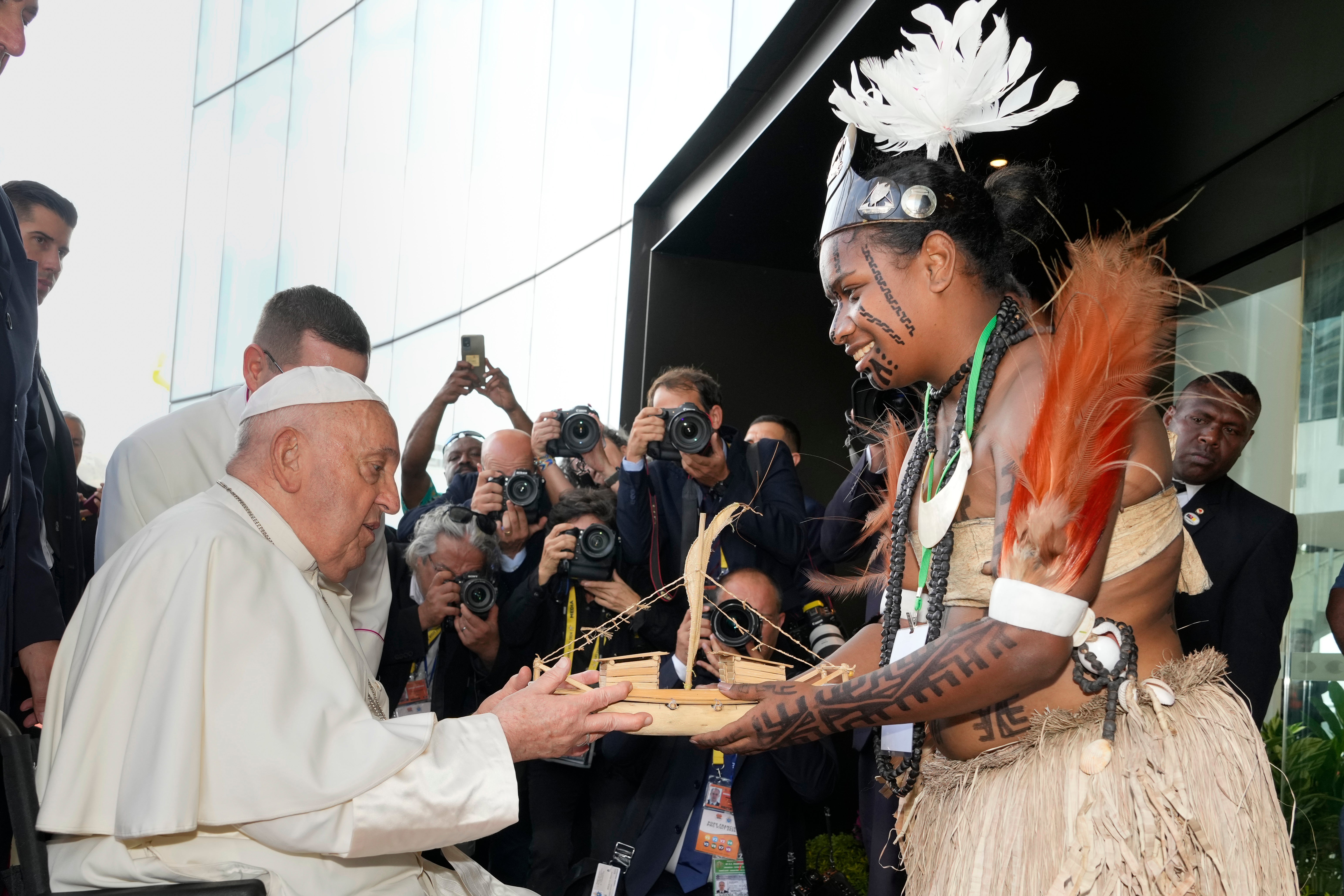 Papua New Guinea Asia Pope