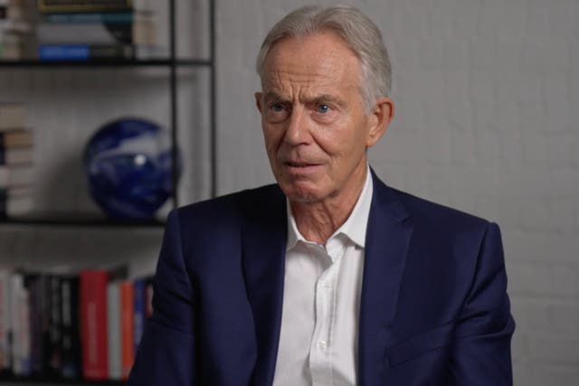 <p>Tony Blair speaks to Geordie Greig</p>