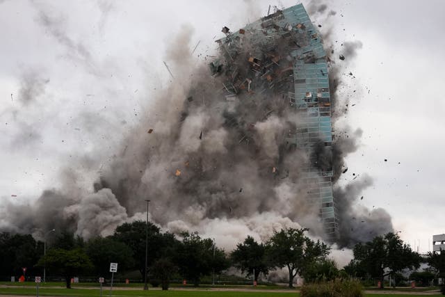 LUISIANA-EDIFICIO-DEMOLICIÓN