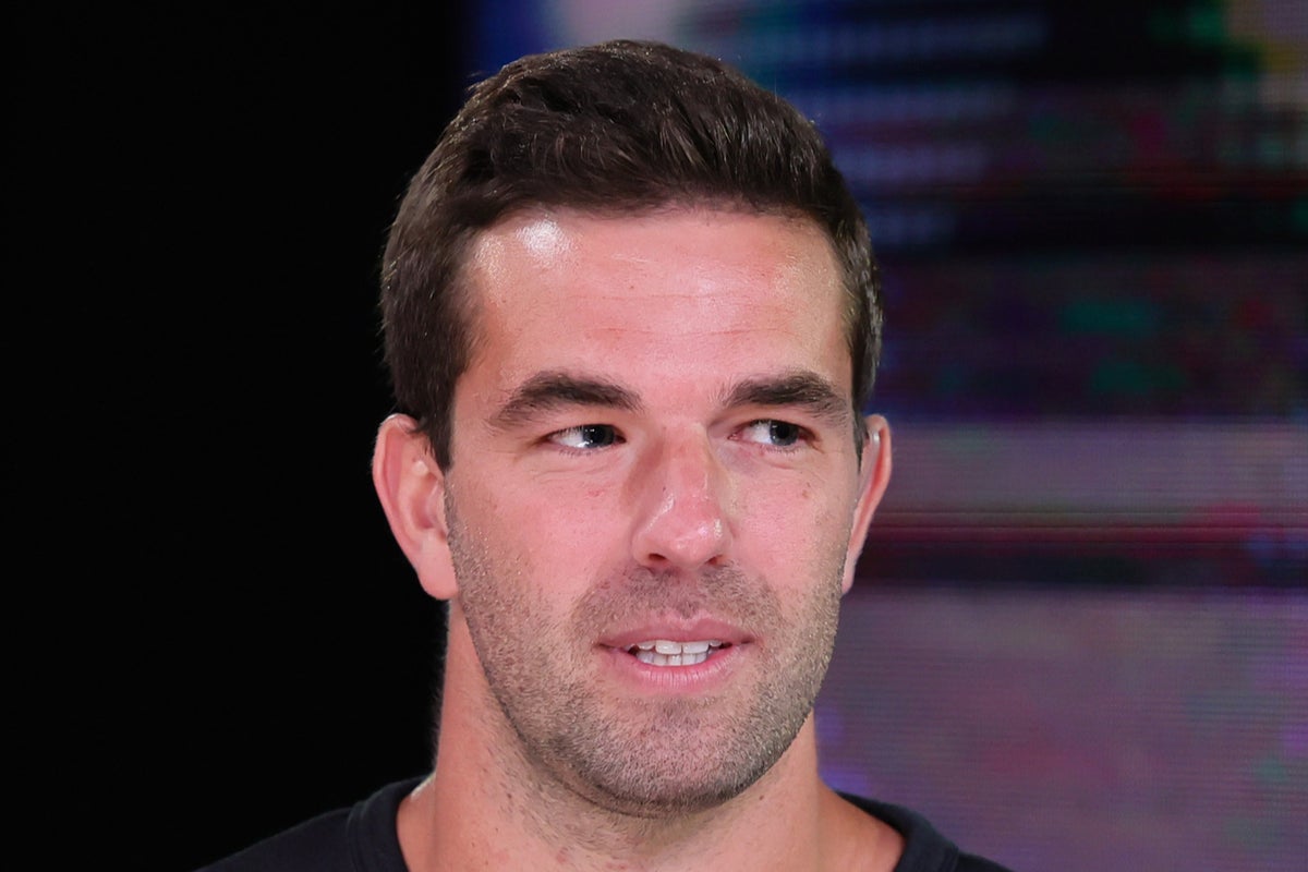 Fyre Festival 2 ticket holders react after Billy McFarland postpones at the last minute