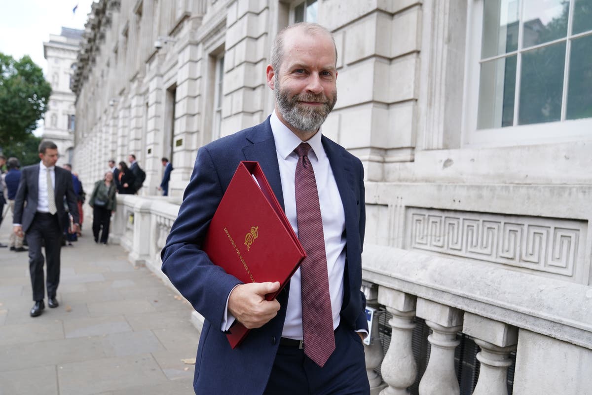 Business secretary attacks presenteeism in defence of working from home