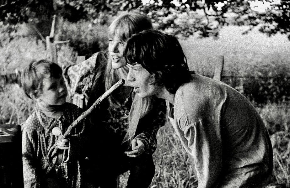 Marianne with Mick Jagger and photographer Michael Cooper’s son, Adam, in Braziers