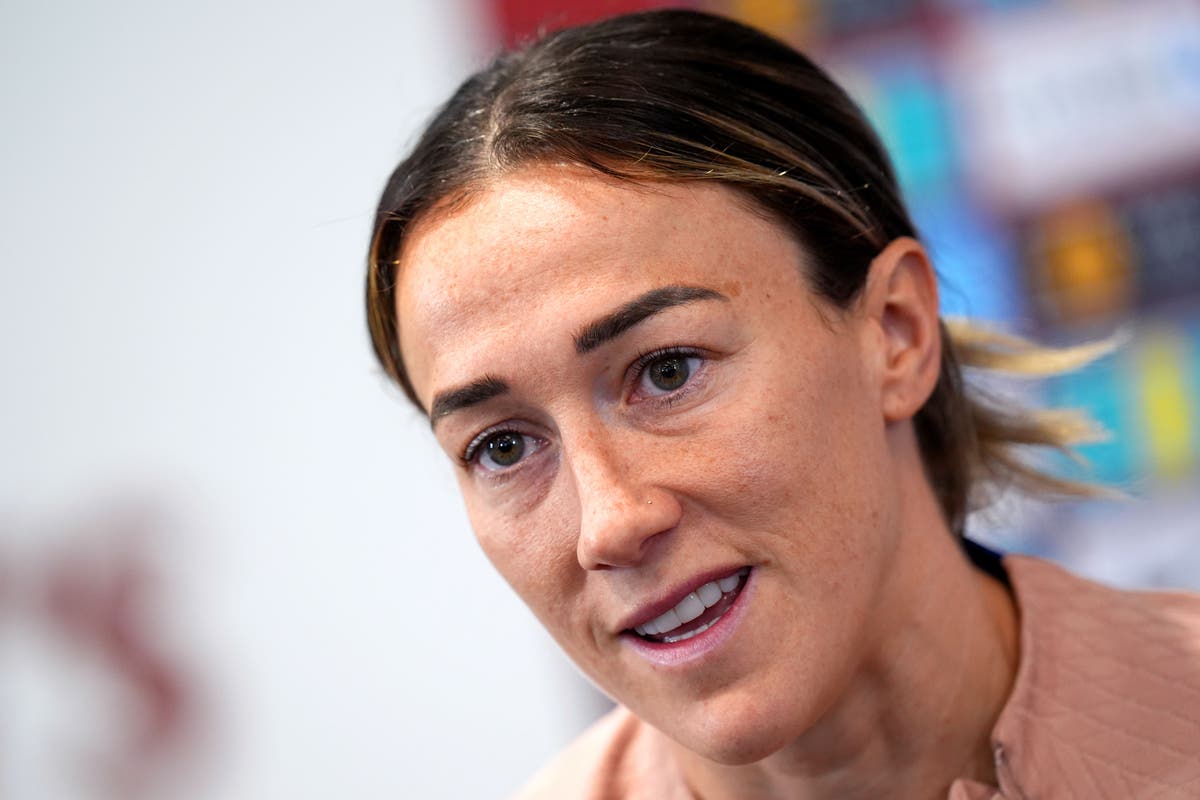 Lucy Bronze chasing &lsquo;dream&rsquo; of winning Champions League with English club