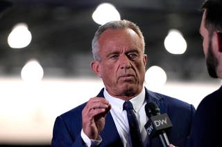 RFK Jr boasted over ‘nude pics’ of NY Magazine reporter as her former