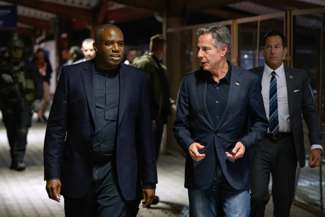 <p>British foreign secretary David Lammy and US secretary of state Antony Blinken board a train as they prepare to travel to Ukraine on 11 September 2024</p>