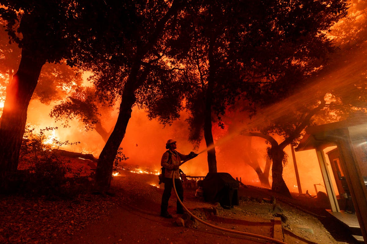 'Hellish' scene unfolds as wildfire races toward California mountain community