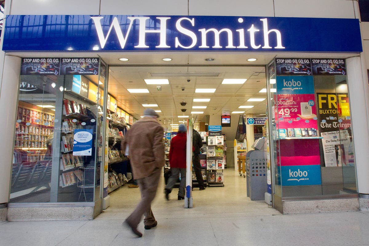 WH Smith revenues boosted by airport and station shops