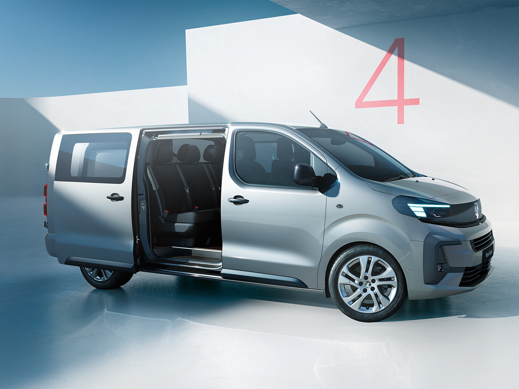 The Vauxhall Vivaro Life Electric is available with a choice of two batteries, offering a range of up to 217 miles