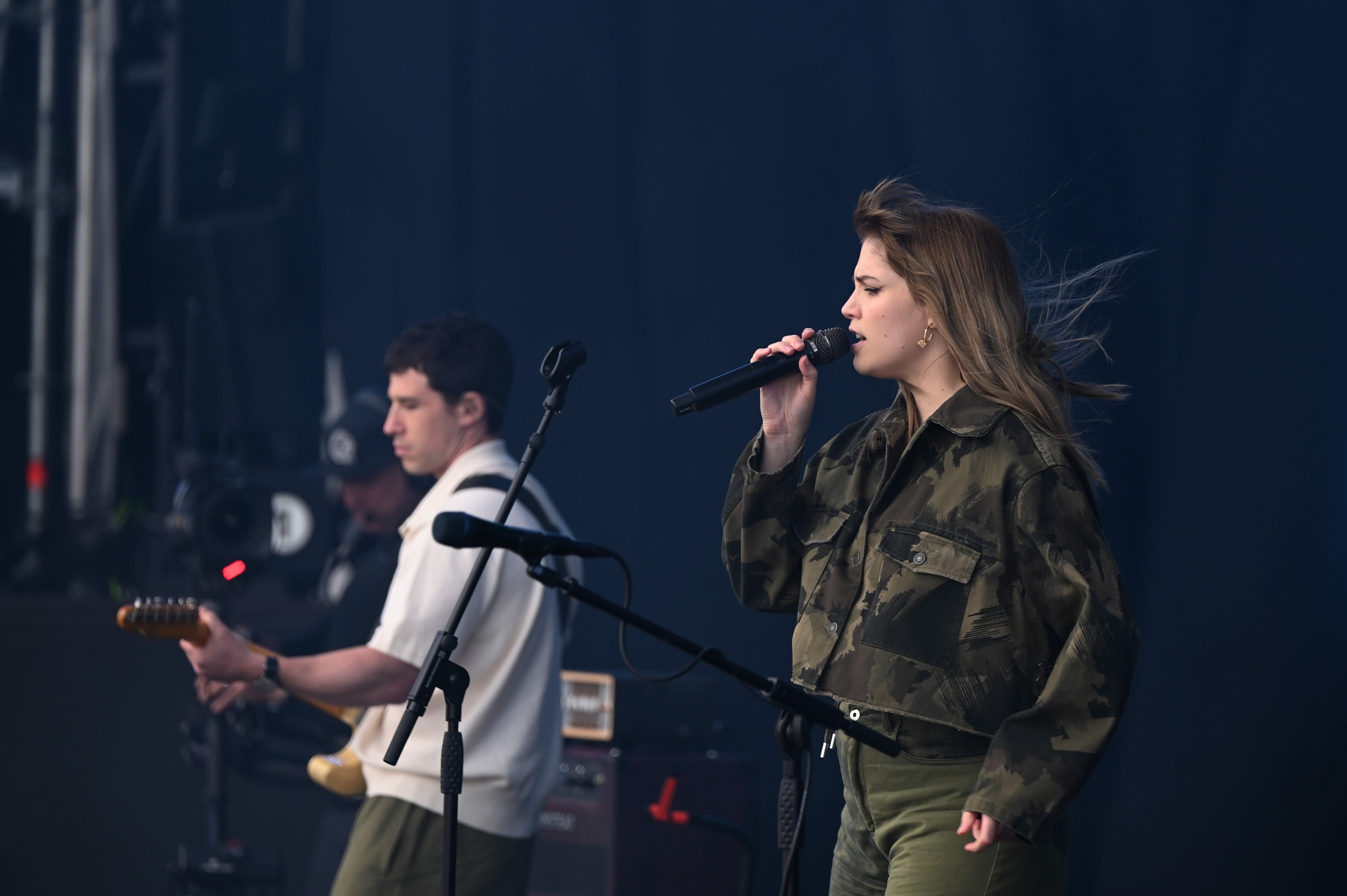 London Grammar se apresentando no Big Weekend da BBC Radio 1 no início deste ano