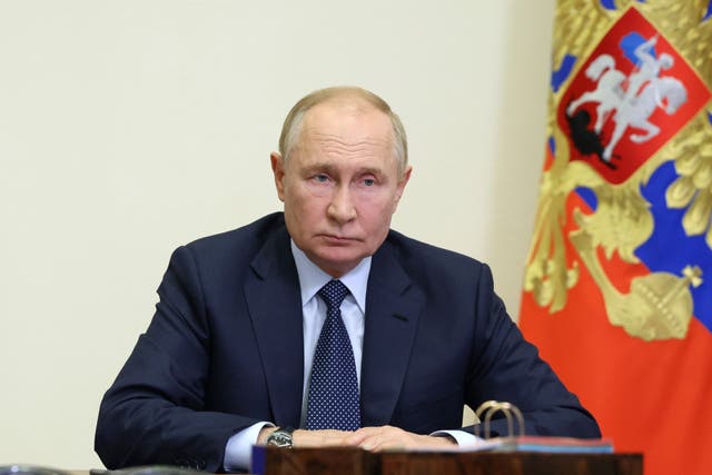 <p>Putin made the warning amid rumours the US could allow Ukraine to use British missiles deep inside Russian territory </p>