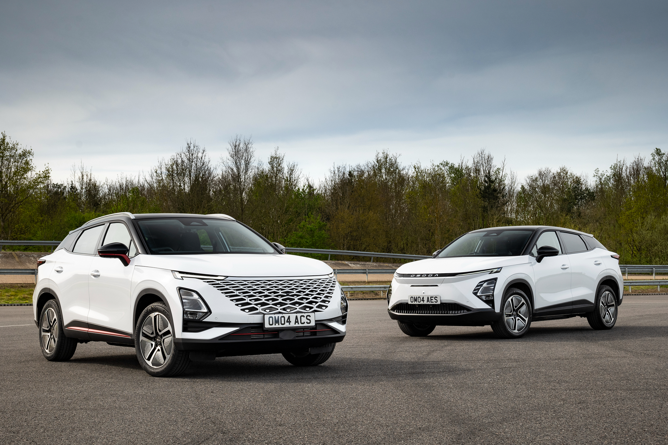 Omoda 5 (left) and the Omoda E5 (right), two of Chinese car maker Chery’s most popular UK cars