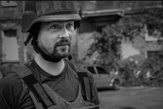 <p>Counter terror police are assisting with a probe into the sudden death of Telegraph journalist David Knowles </p>