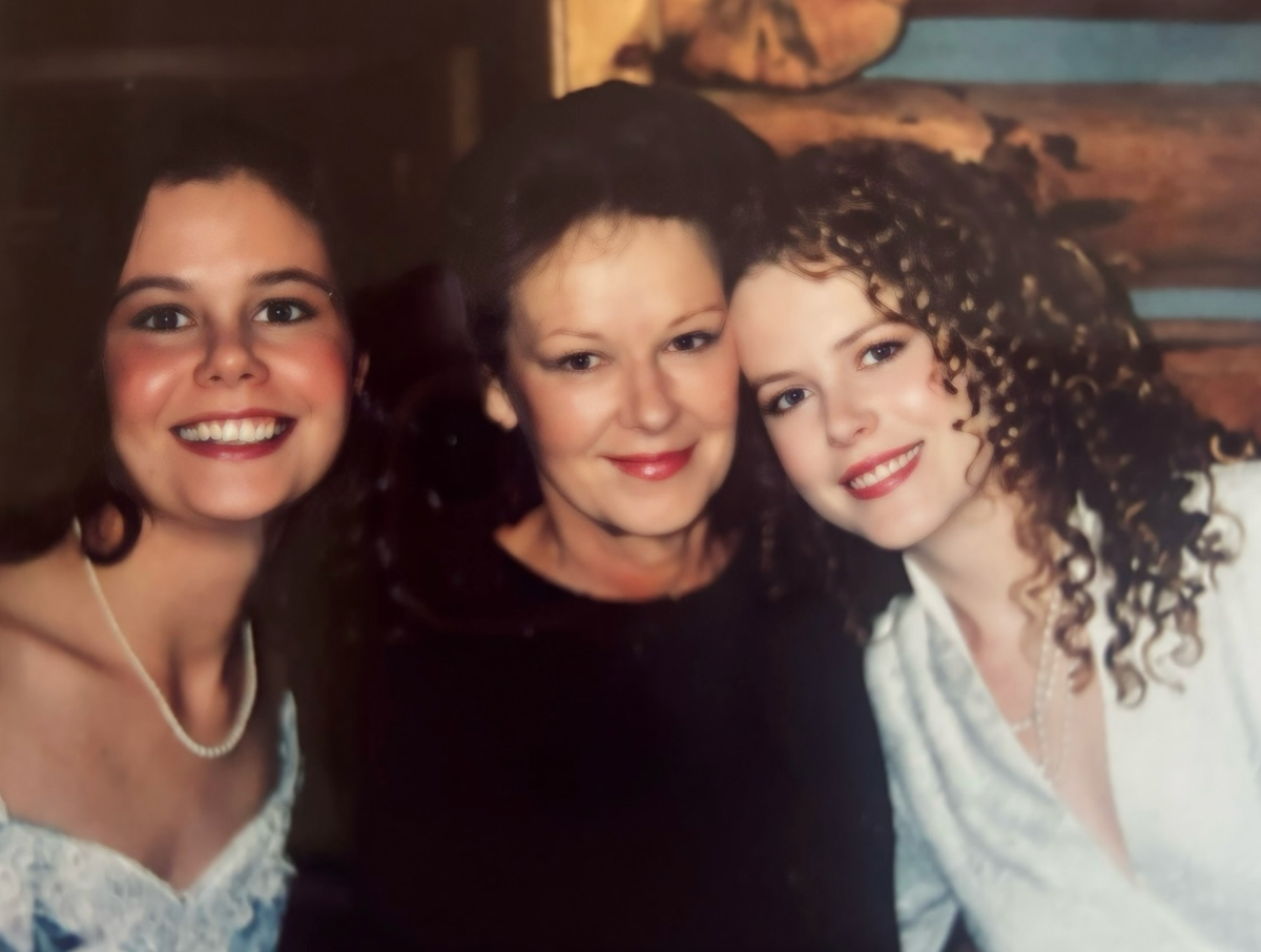 Nicole Kidman expresses thanks for &lsquo;outpouring of love and kindness&rsquo; after mother&rsquo;s death