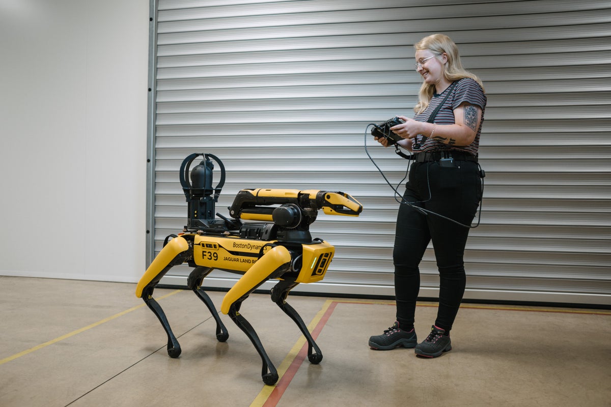 JLR’s new ‘Rover’ is a robotic dog employed to protect brand’s EV facility