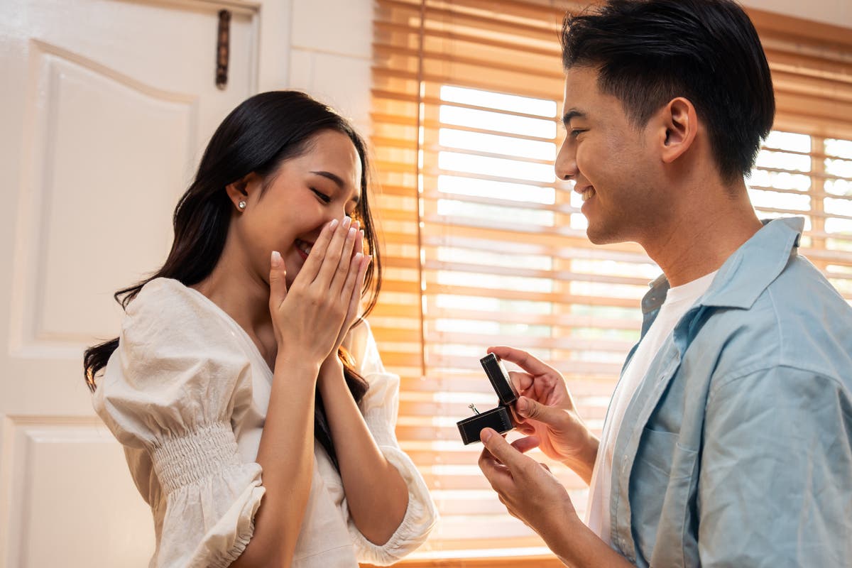 Woman defended after she refused to let best friend&rsquo;s partner propose at her wedding