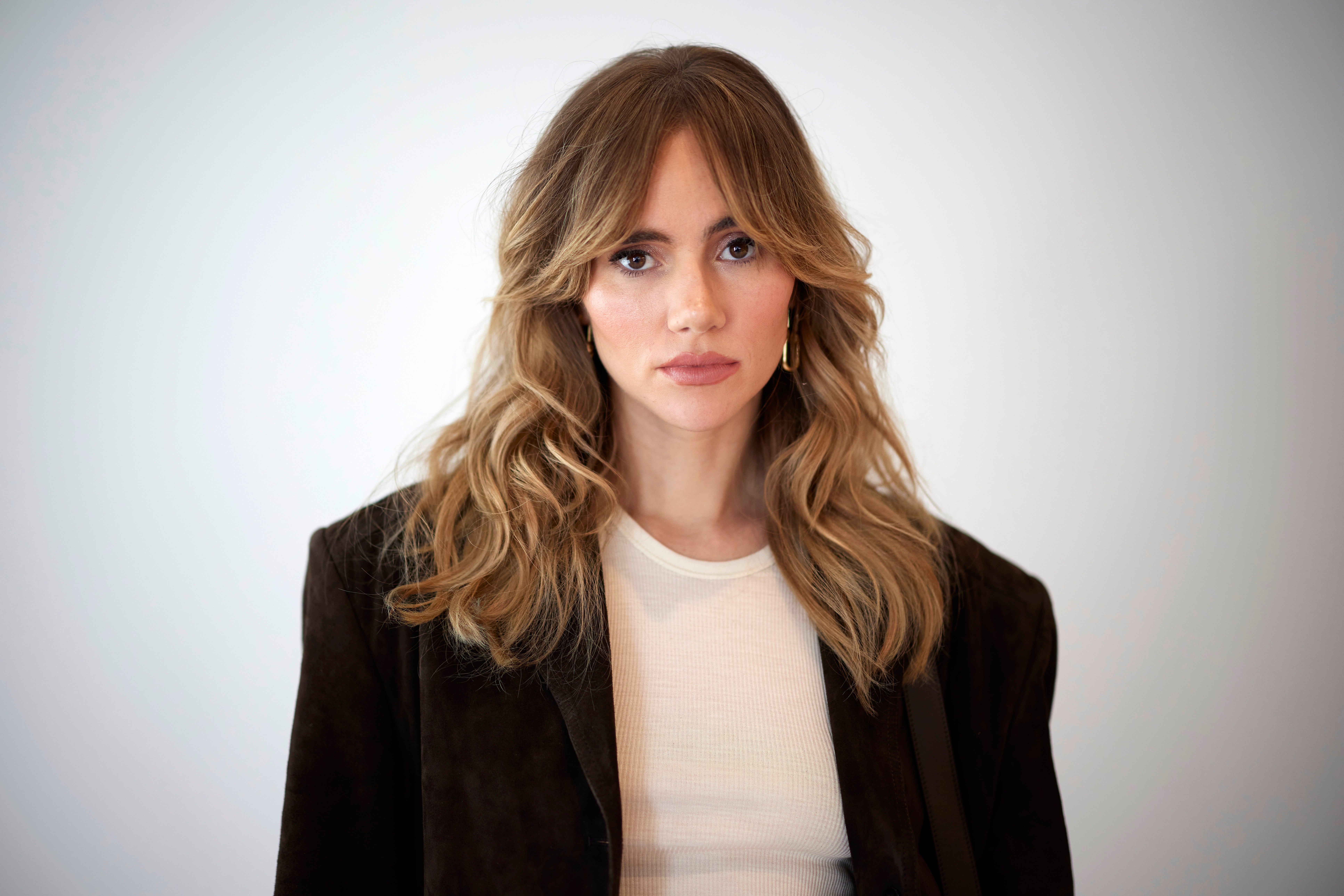 Suki Waterhouse pens a Memoir of a Sparklemuffin on her wide-ranging  sophomore album | The Independent
