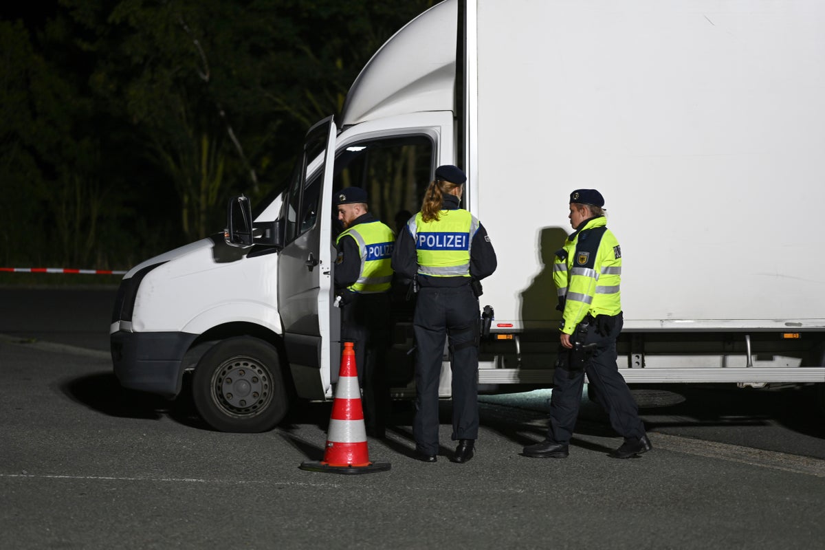 https://static.independent.co.uk/2024/09/16/09/Germany_Border_Migration_40922.jpg?width=1200&height=800&crop=1200:800