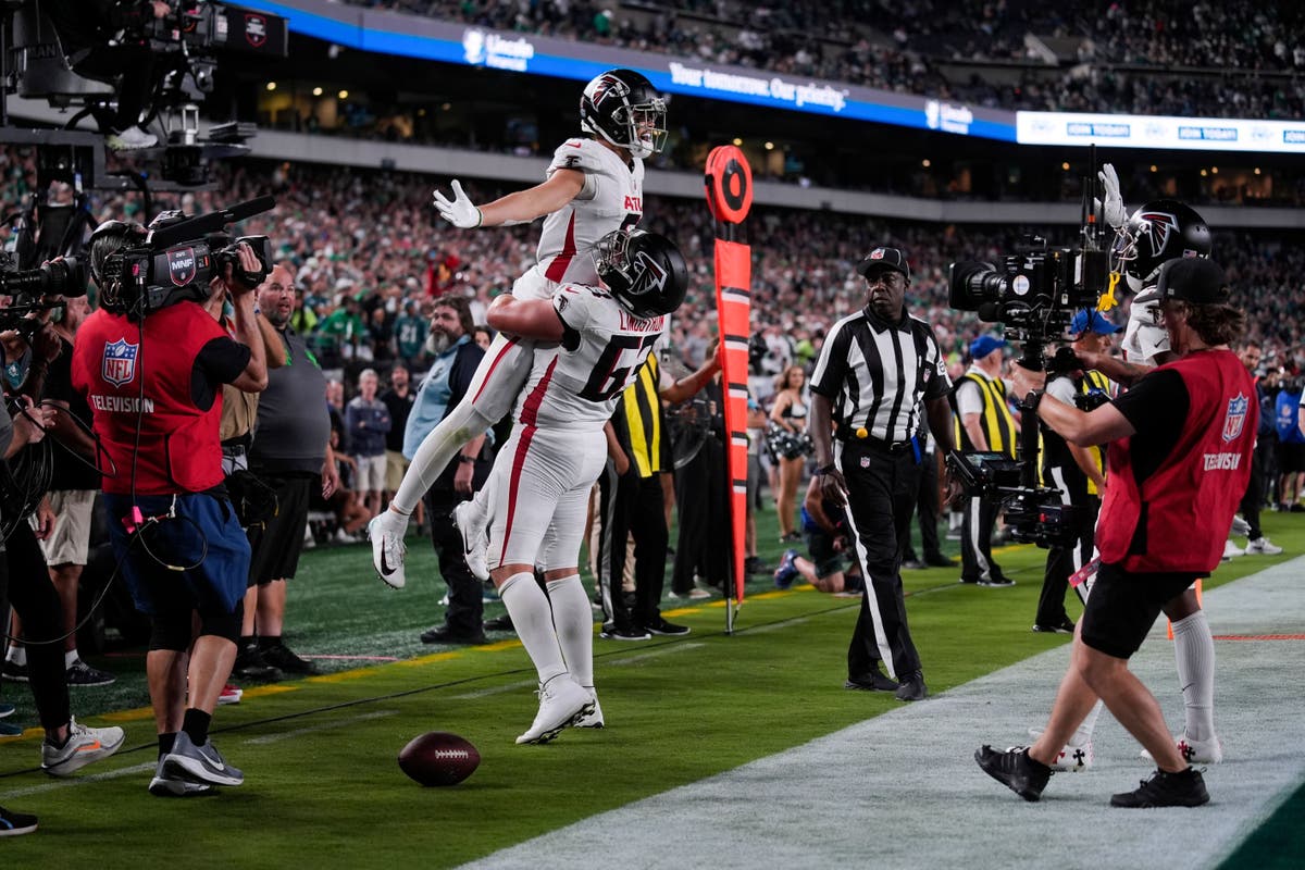 Flawless final drive propels Atlanta Falcons past Philadelphia Eagles 22-21