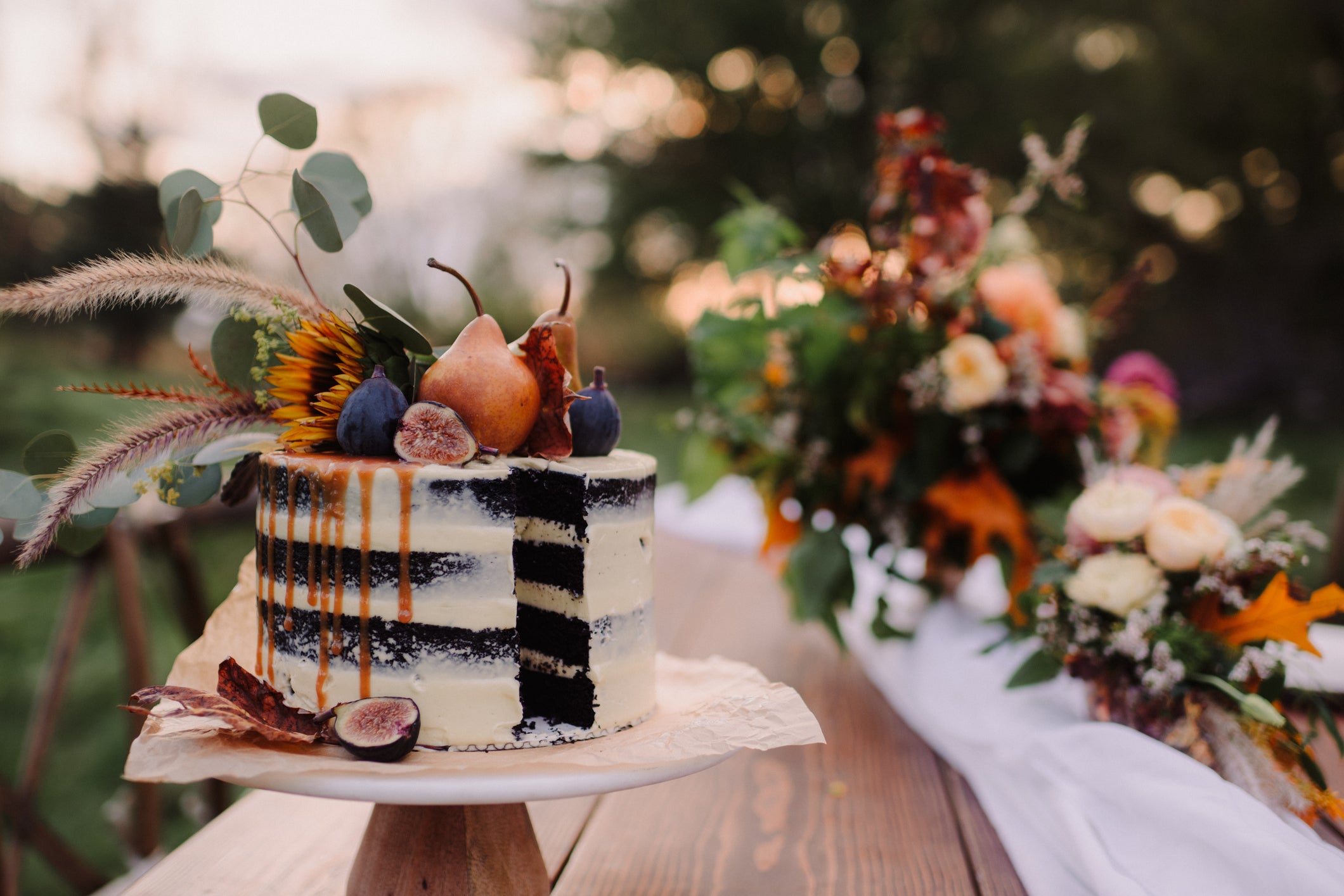 Couple sparks outrage after asking guests to bring desserts to black-tie wedding