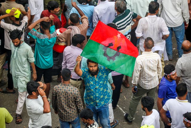 <p>The BNP supporters gathered in  <a href="/topic/dhaka">Dhaka</a>, where they chanted slogans demanding a new election</p>