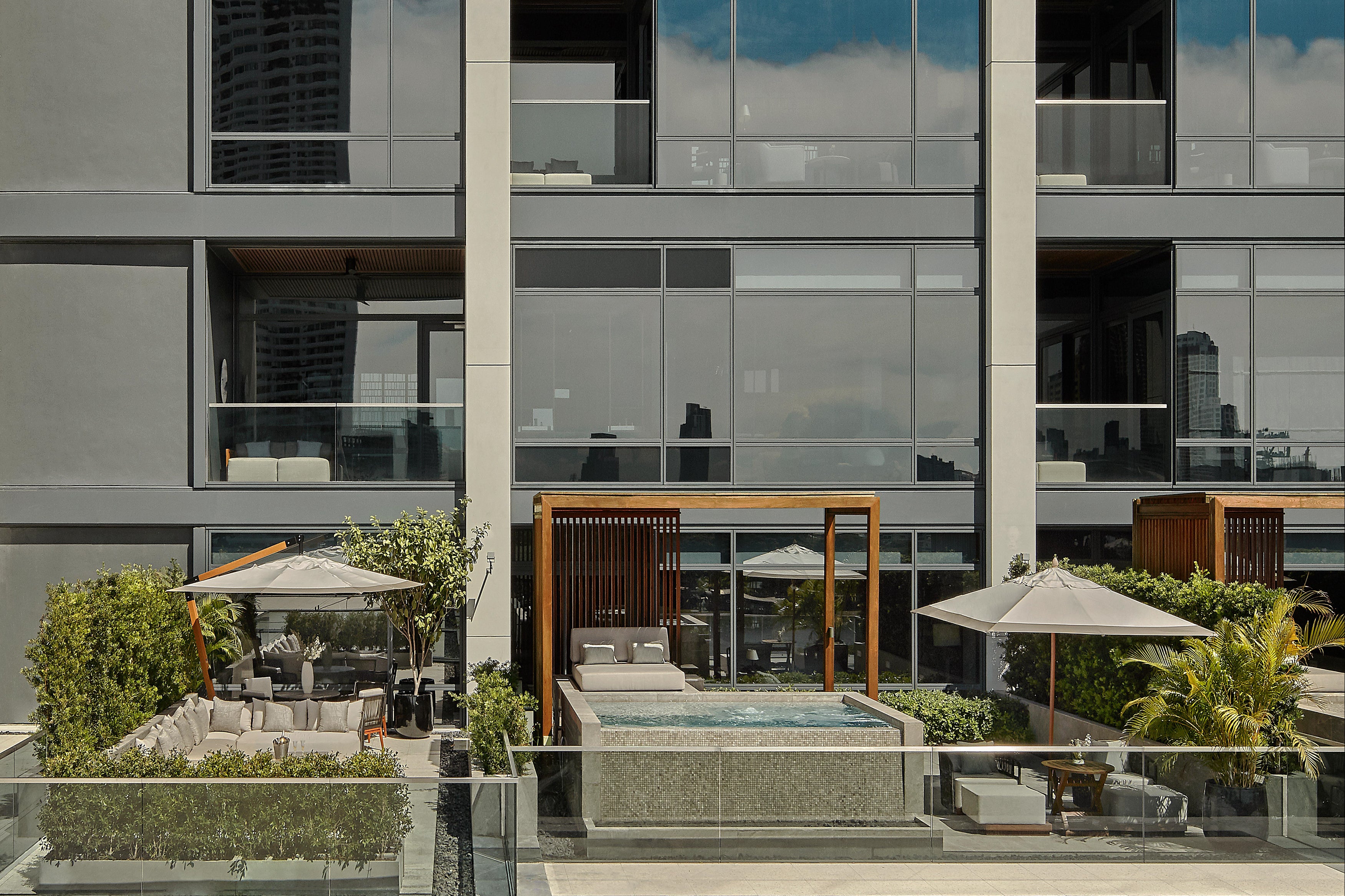 All rooms face the Chao Phraya River, serving up city landscapes