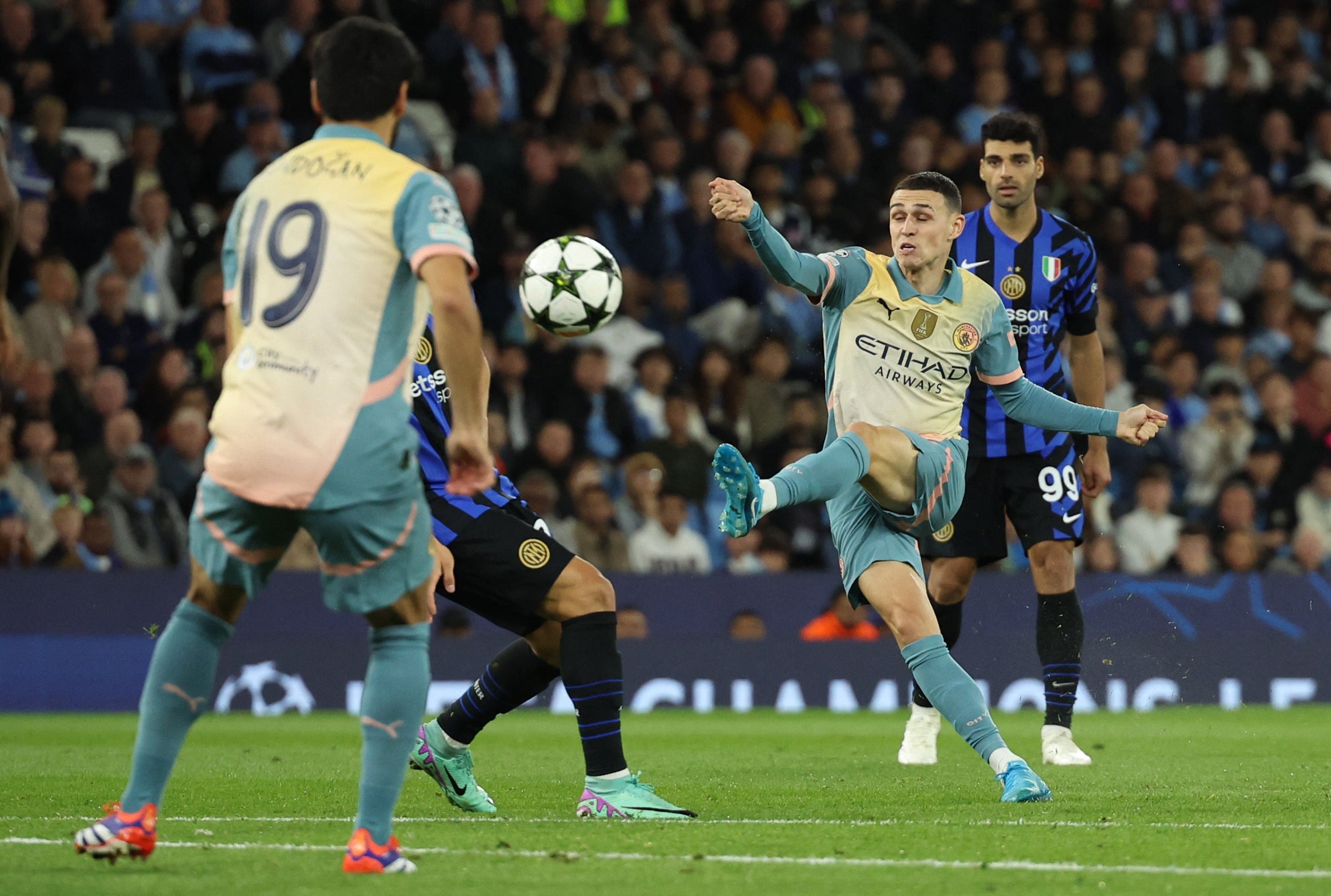 Phil Foden made his return to the Man City side after missing recent games through illness