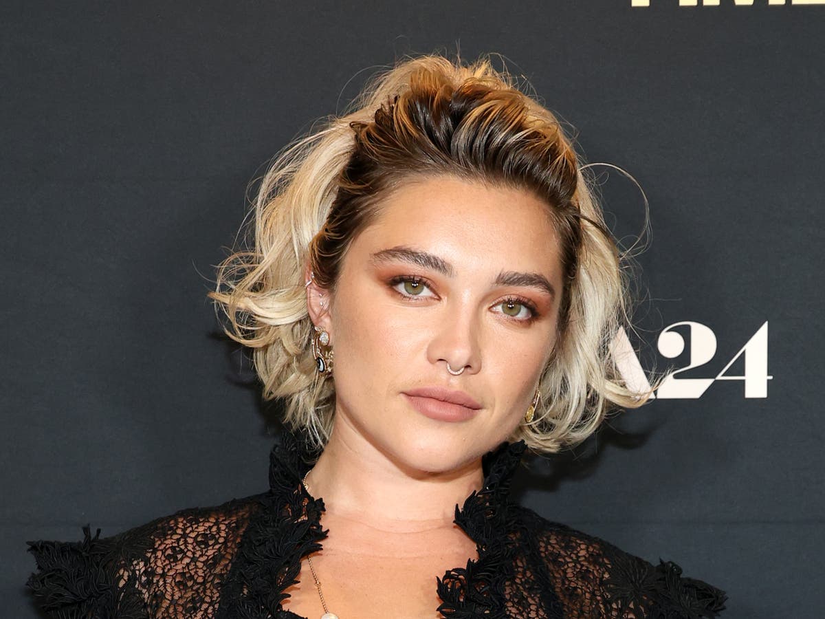 Florence Pugh Responds to Fan's Loss Story