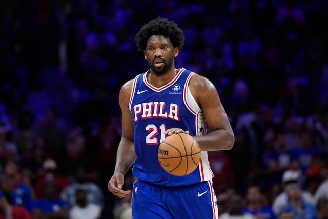 <p>Joel Embiid confronted a newspaper columnist  </p>