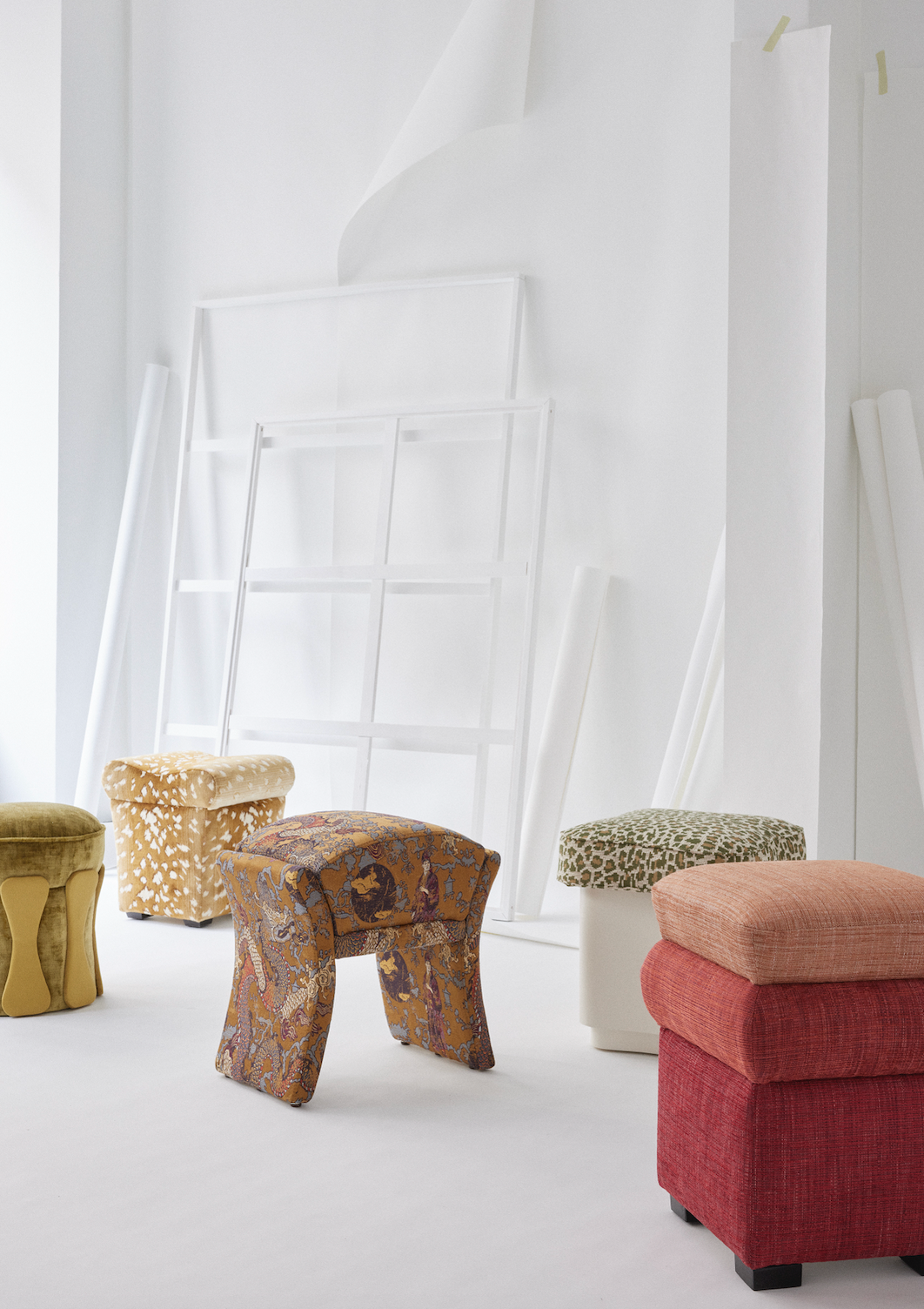 All-over upholstery and soft edges from the new collection by Nobilis and Lea Zeroil