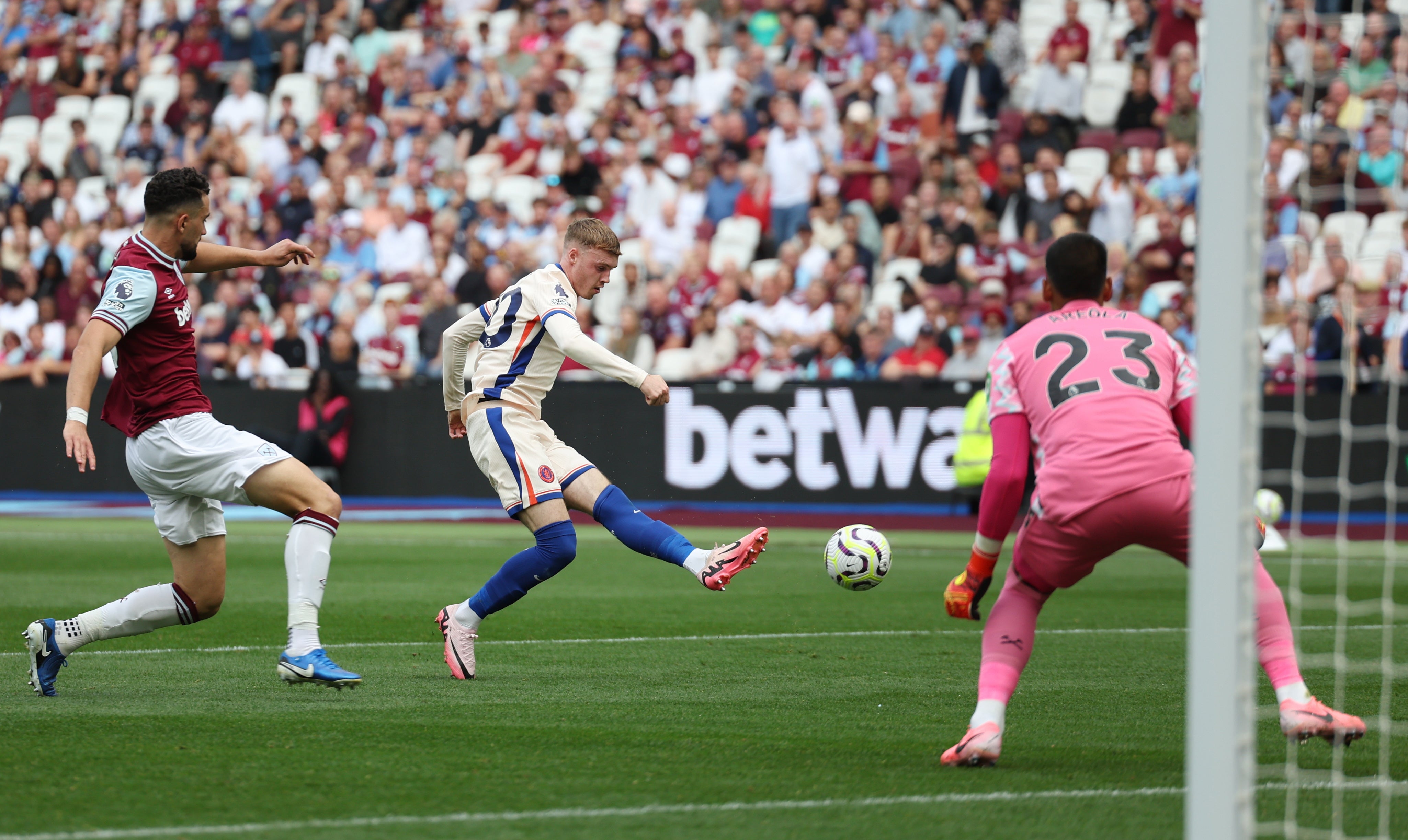 West Ham were torn apart in a 3-0 defeat to Chelsea earlier this month