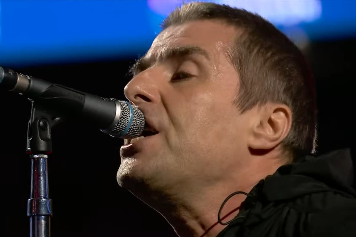 Liam Gallagher issues furious rebuke to criticism of his singing at boxing fixture