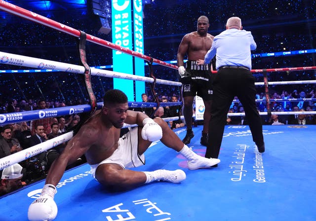 <p>Anthony Joshua was knocked down four times by Daniel Dubois </p>