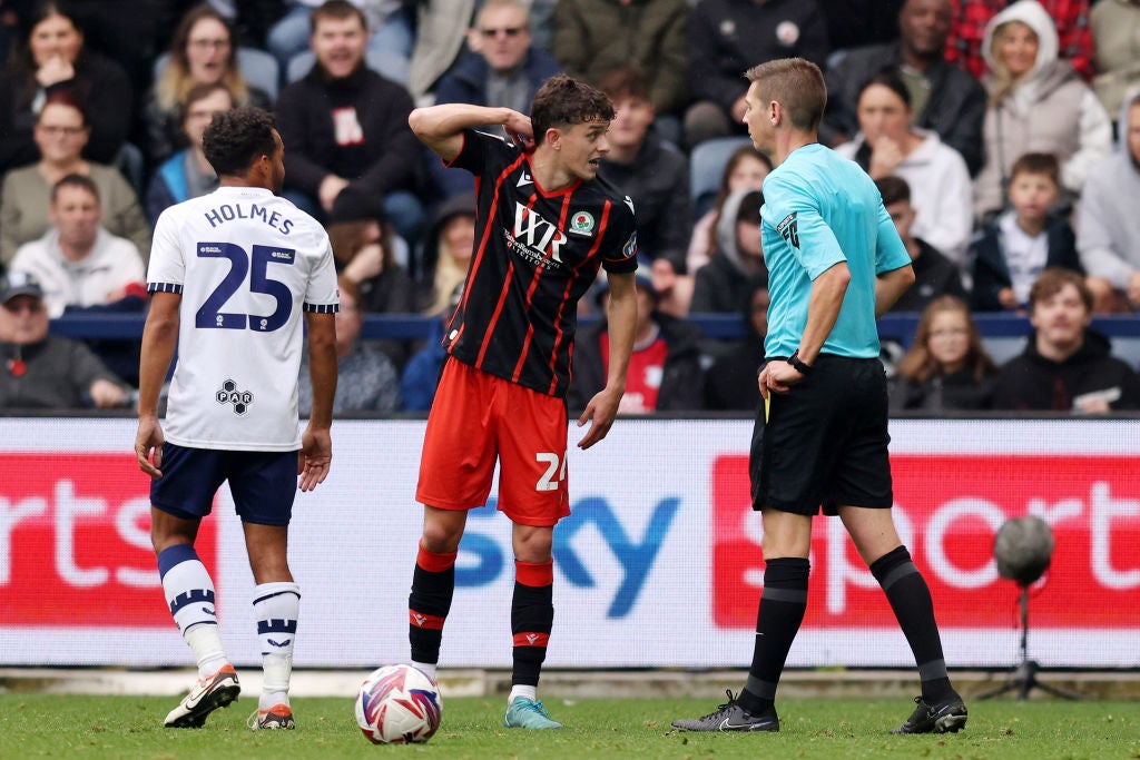 Beck told the referee he had been bitten