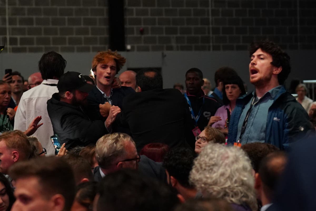 Protesters ejected from Labour conference after disrupting Chancellor’s speech