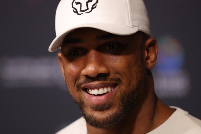 <p>Anthony Joshua maintains he will push for a third world title despite defeat to Daniel Dubois</p>
