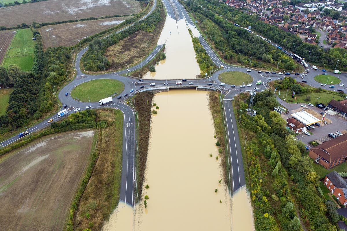 Met Office issue yellow weather warning this week as flash flooding wreaks havoc