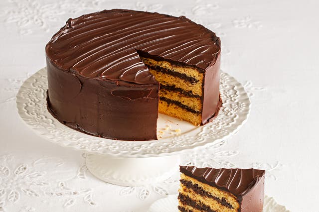 <p>Elevate your baking this season with a cake made for Queen Mary herself</p>