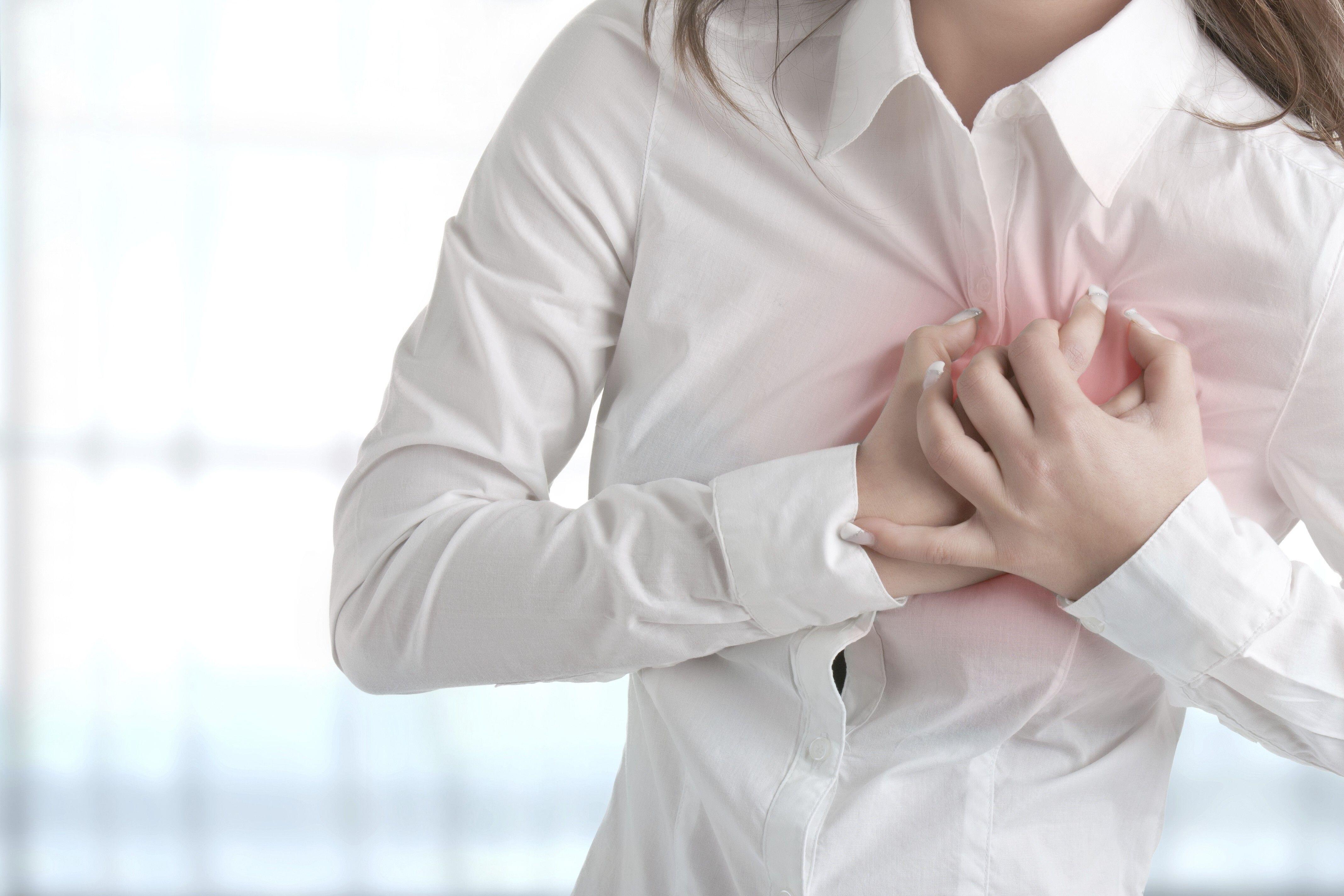 Chest discomfort could be a warning sign (Alamy/PA)