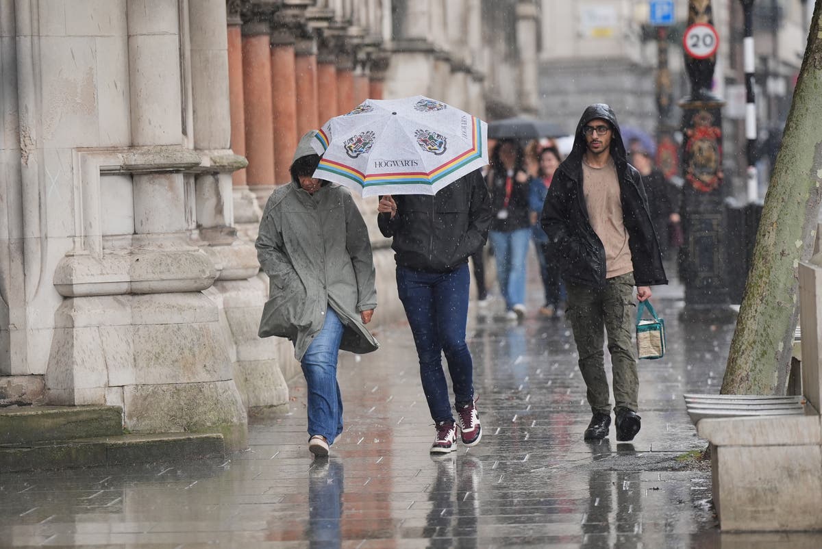 UK to be hit by more heavy rain as Met Office issues new weather warning for Thursday and Friday after flooding