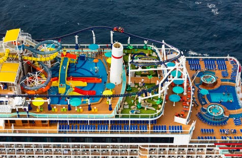 <p>Carnival Cruise Line has banned 24 passengers</p>