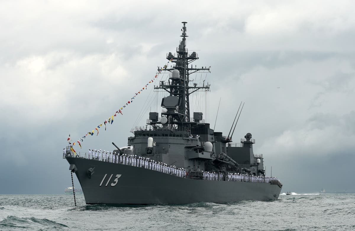 Japan sends warship through Taiwan Strait for first time in history to send message to Beijing