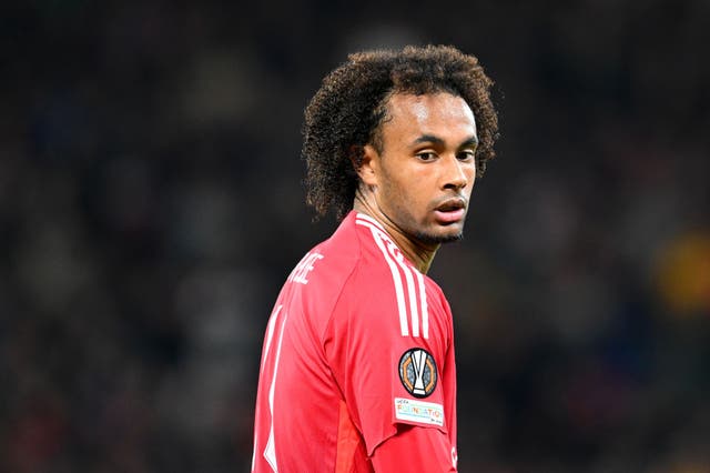 <p>Zirkzee can become a prolific score, according to Ten Hag </p>