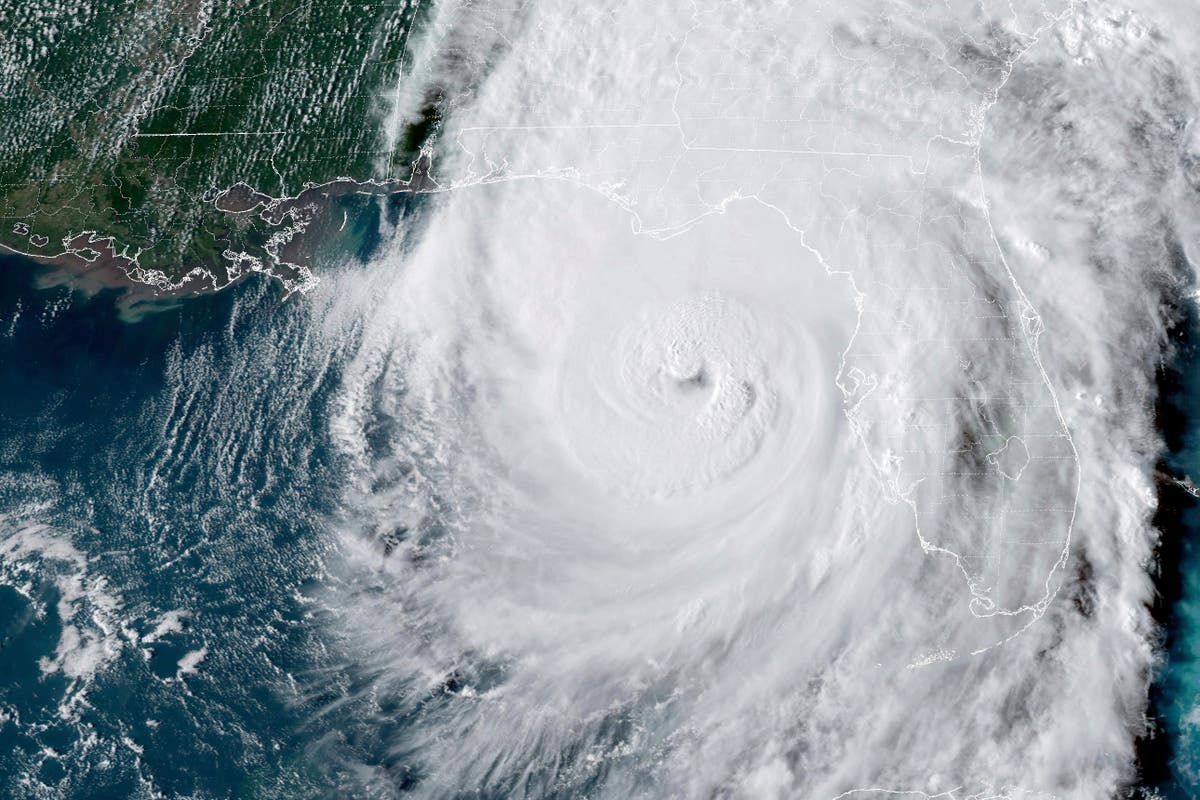 Hurricane Helene roars ashore in Florida