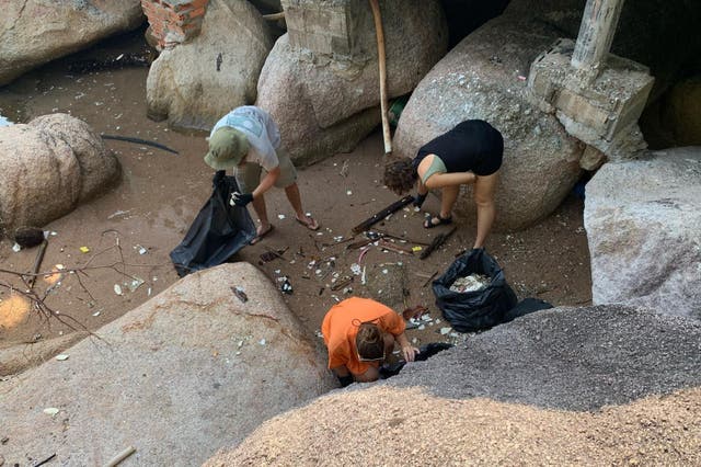 <p>Committed divers clean the beaches of Koh Tao daily</p>