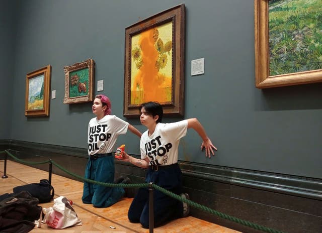 <p>Just Stop Oil members in front of Van Gogh’s sunflowers</p>